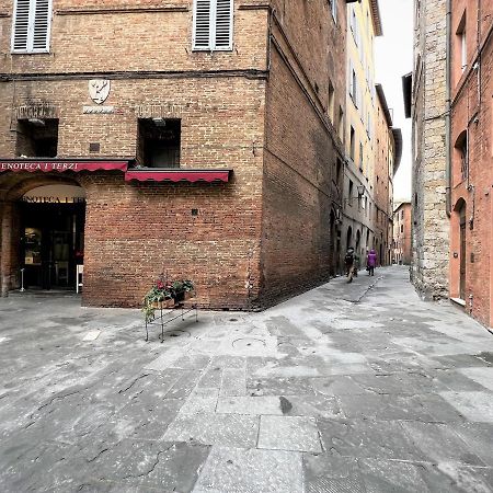 Kami-Central Beautiful Apartment Over The Roofs Siena Luaran gambar